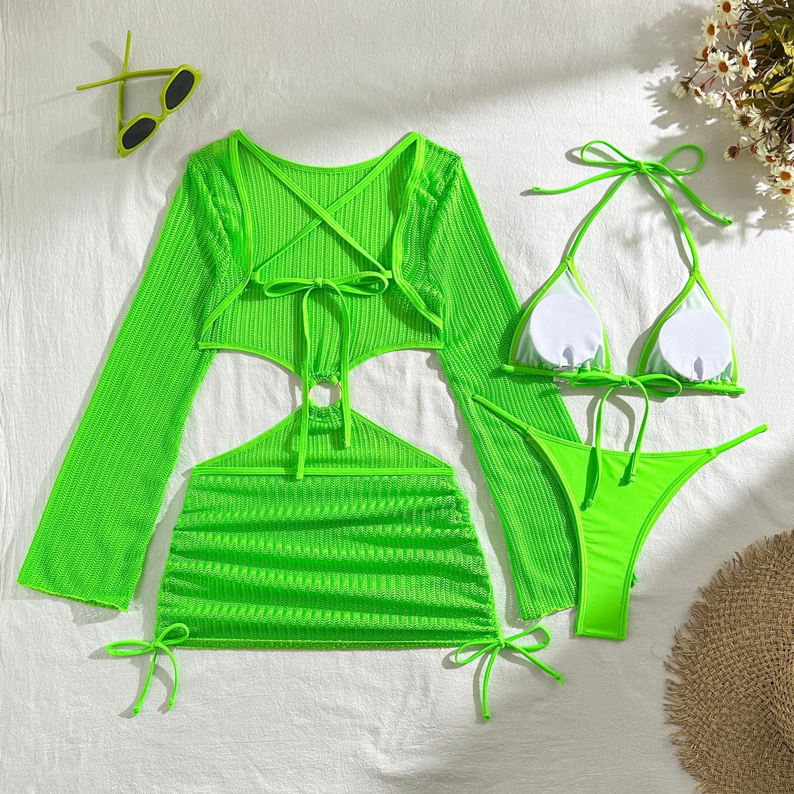 Set Playero de 3 Piezas: Bikini y Vestido de Malla Cut-Out