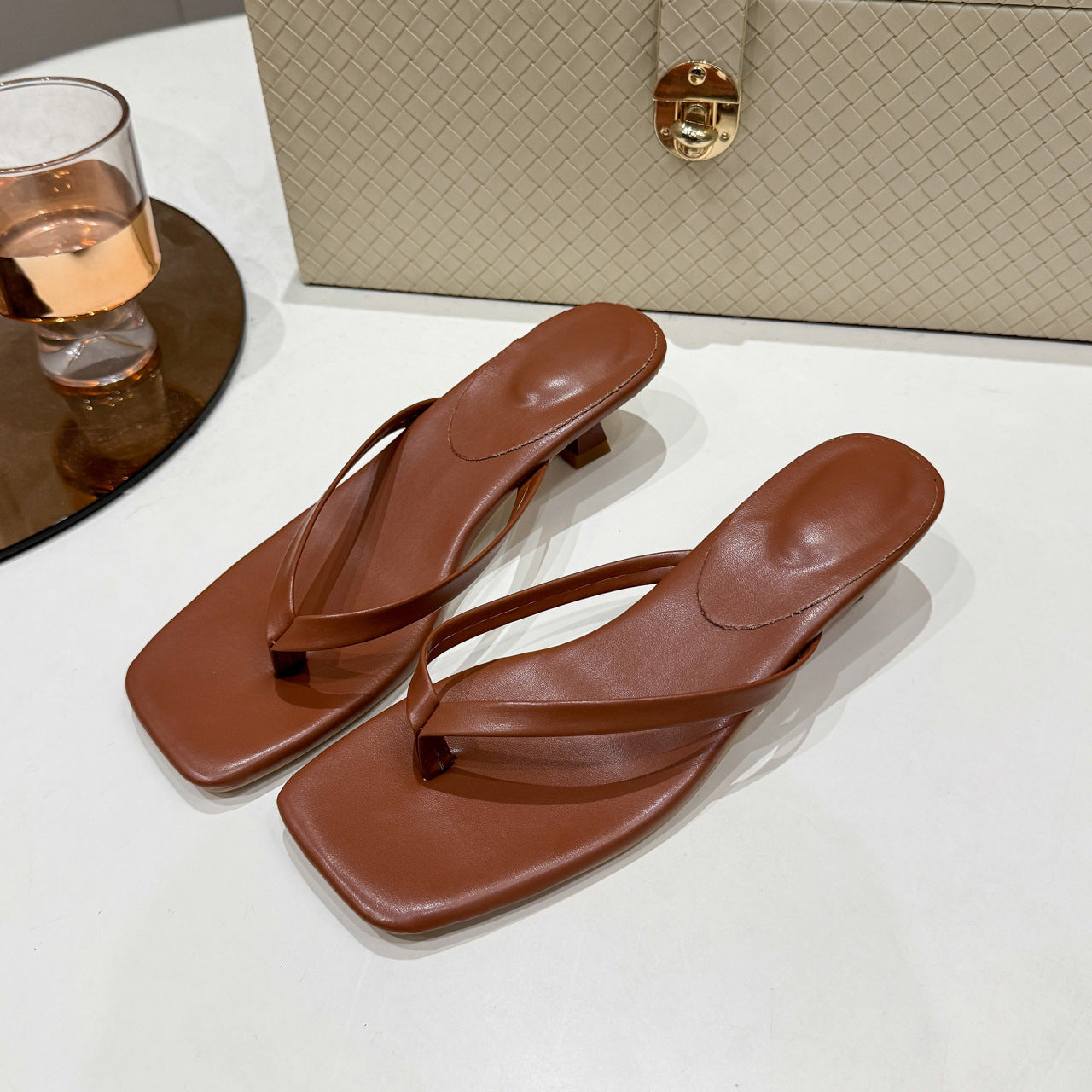 European and American style fashion flip-flops women's 2026 Summer new thin heel square head outerwear large size flip-flops wholesale