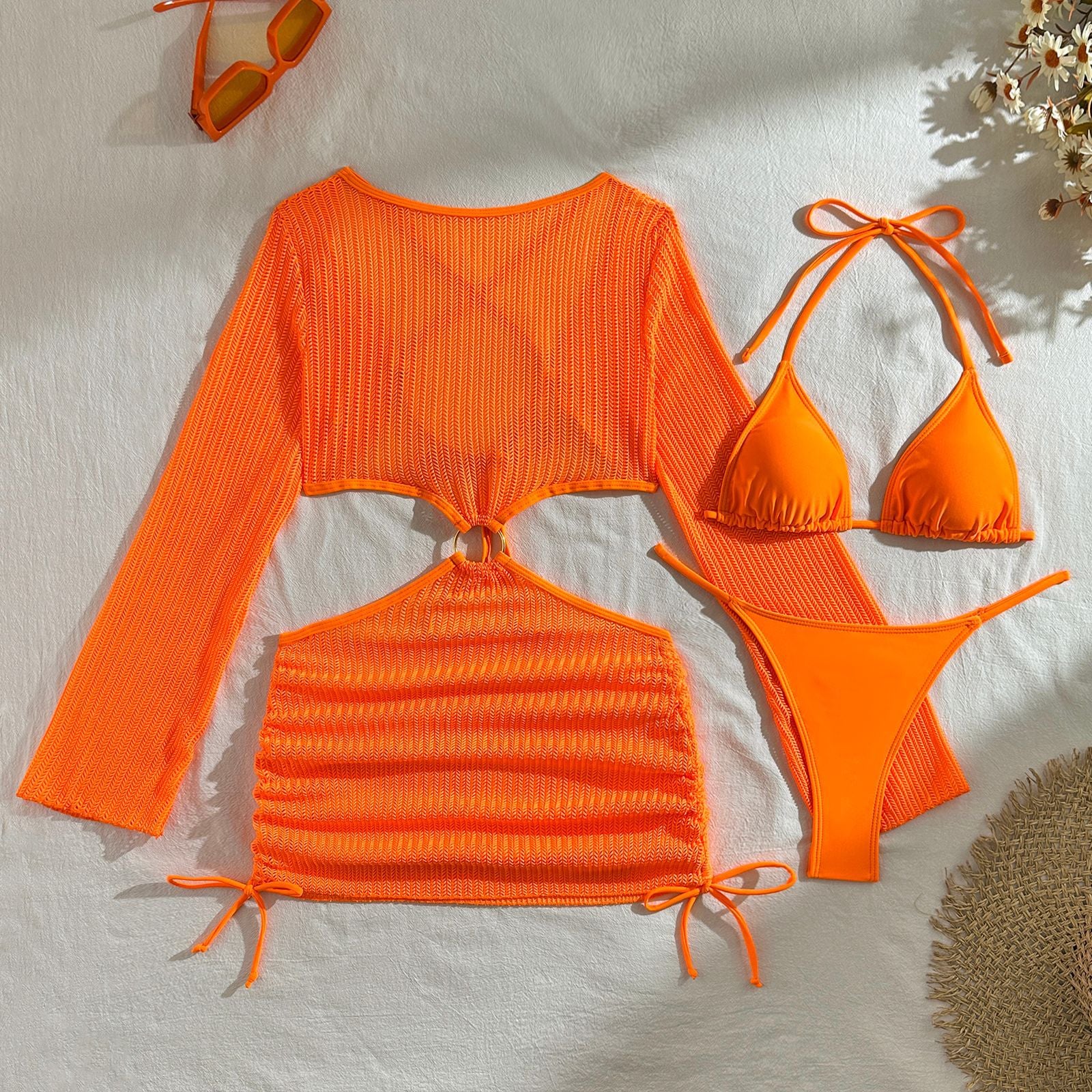 Set Playero de 3 Piezas: Bikini y Vestido de Malla Cut-Out