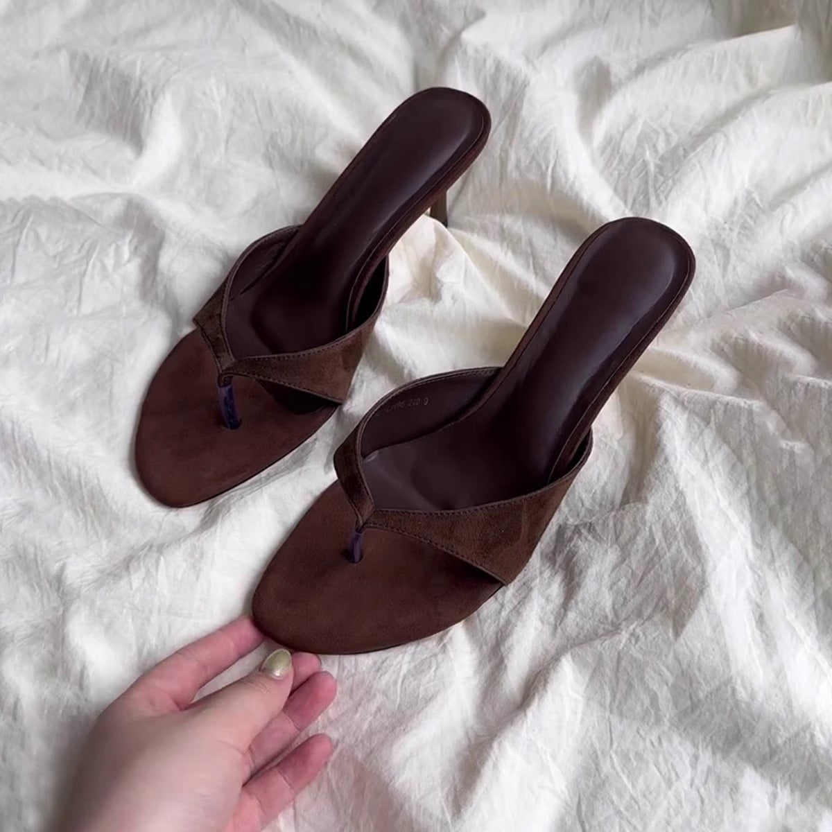 Sheepskin Version ~ Retro High-Heeled Thong Sandals, Flip-Flops for Women to Wear with Skirts, Simple Elegant Stiletto Sandals